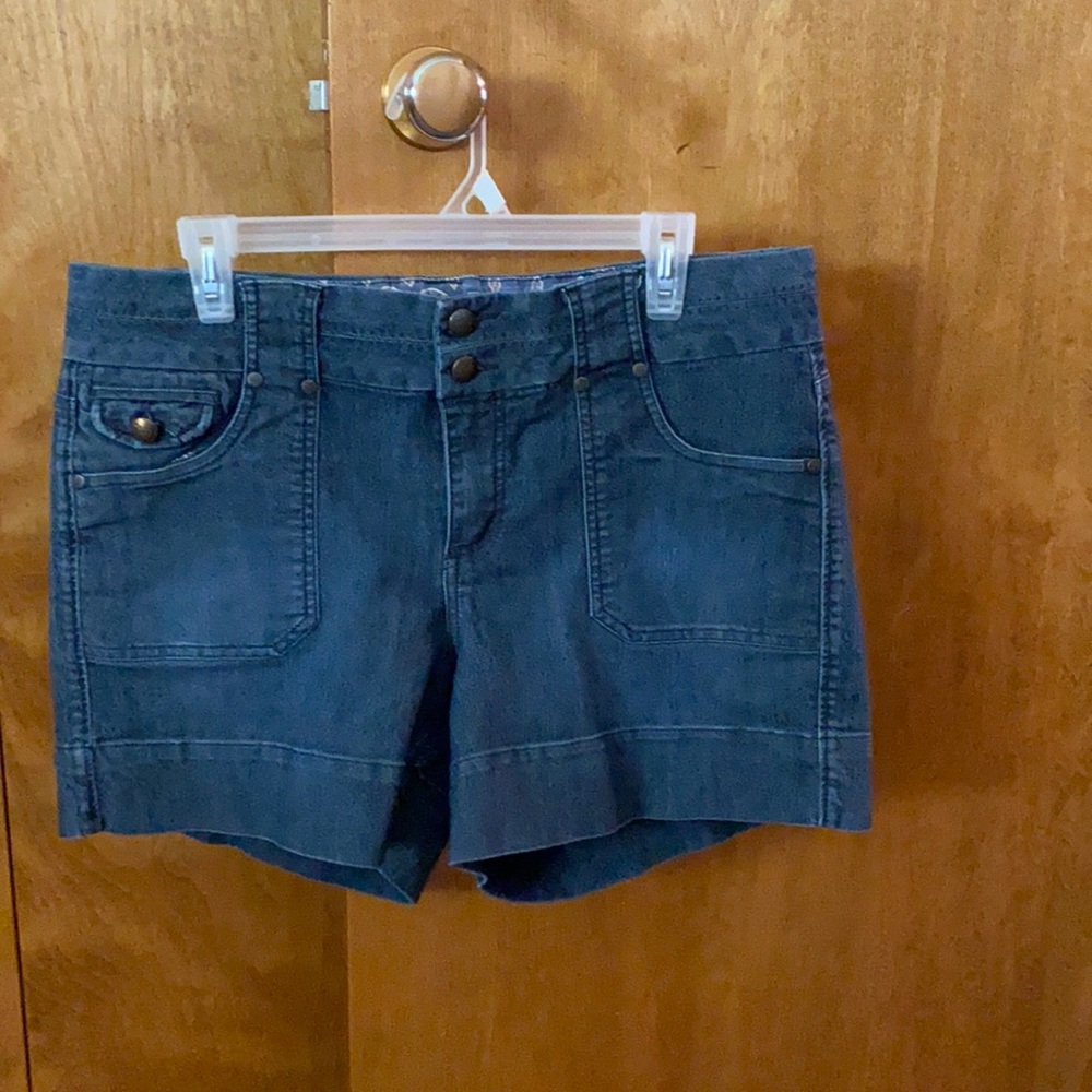 One 5 one blue jean shorts, size 12.